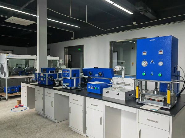 TMAX's Engineers Cultivate Chinese Academy of Sciences in Pouch Cell Production